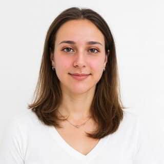 Anja pirc, dipl. Babica